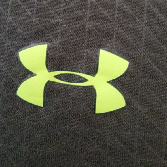 Under Armour Pullover - Picture 2 of 7